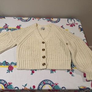 Elegant Cream Knit Cardigan